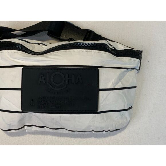 ALOHA Collection Striped Waterproof Fanny Pack Crossbody Belt Bag